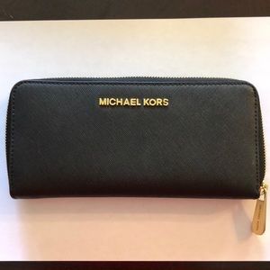 Michael Kors black leather wallet